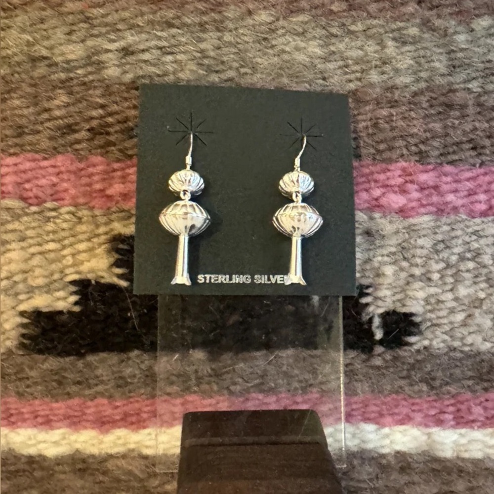 Authentic Handmade Native American Navajo Pearl Squash Blossom Earrings